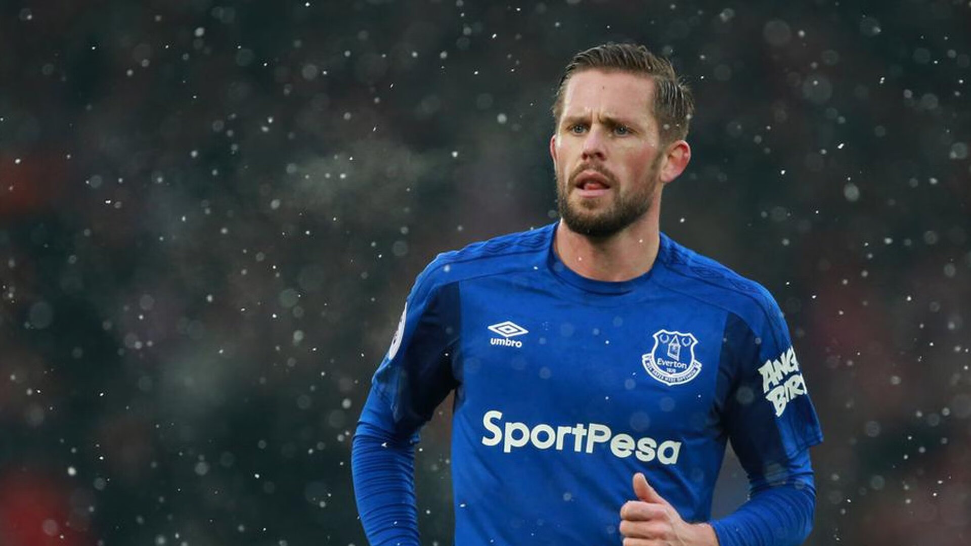 绝杀时刻，乔治孤胆英雄的救赎之路